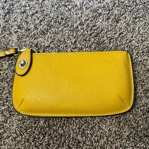NWOT Yellow Wristlet